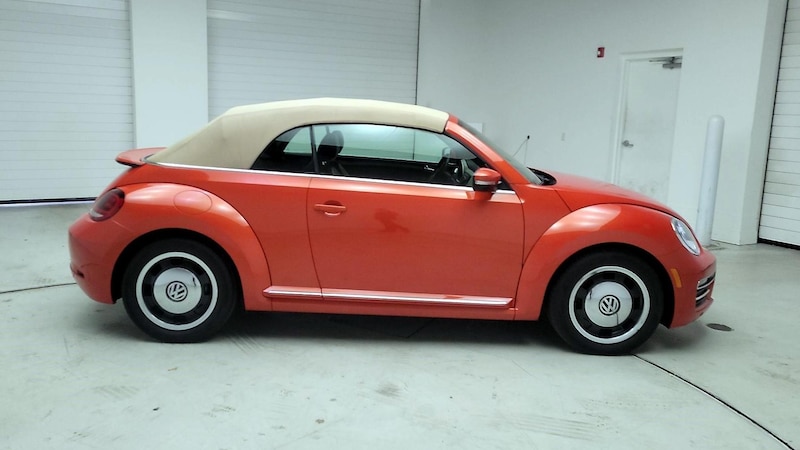 2018 Volkswagen Beetle Coast 4