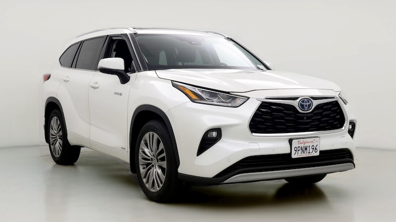 2021 Toyota Highlander Platinum Hero Image