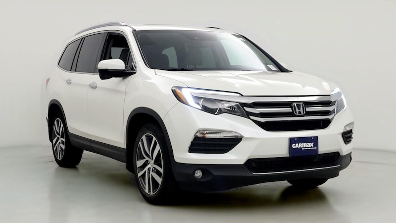 2017 Honda Pilot Touring Hero Image