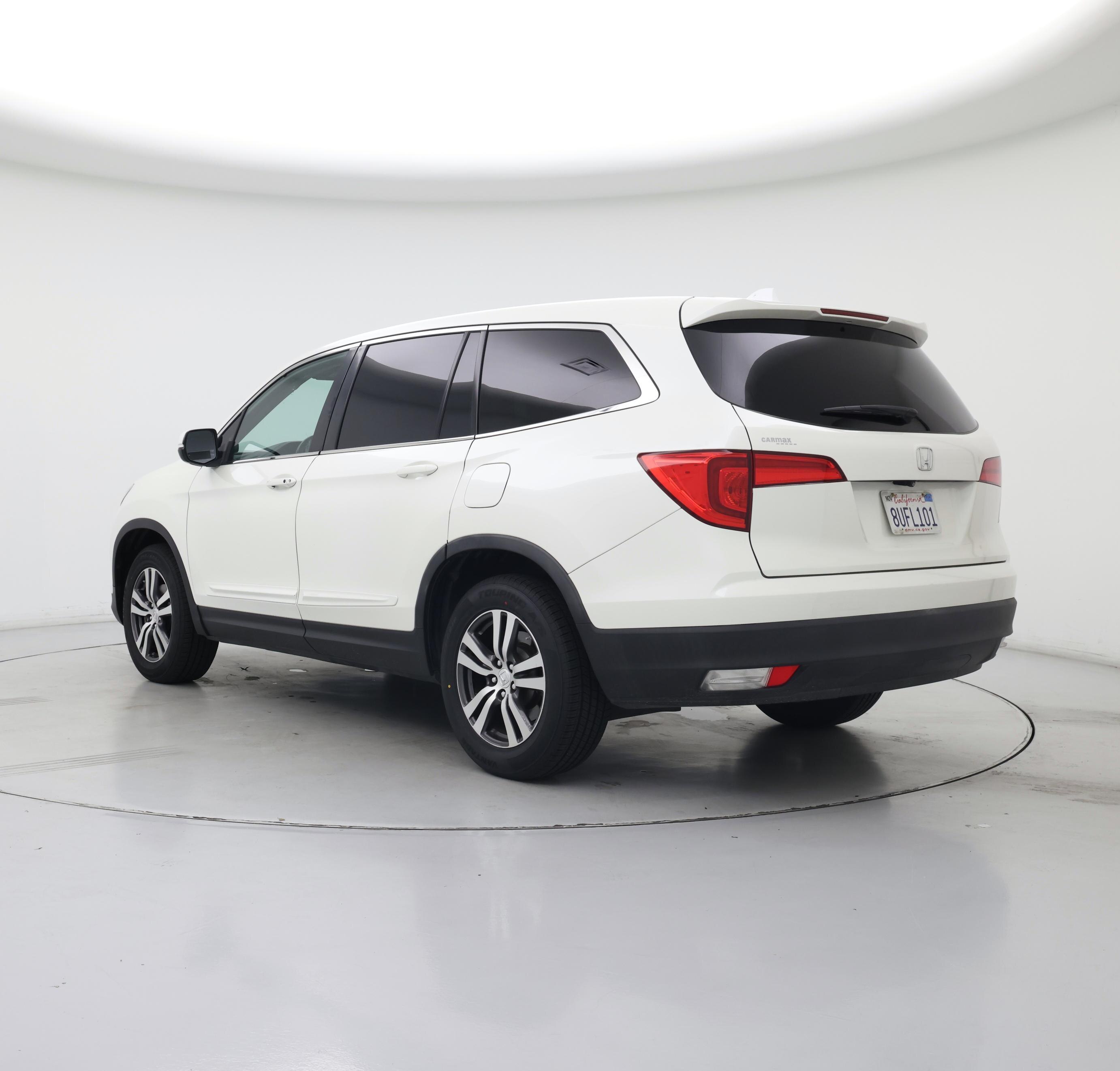 Thumbnail: 2017 Honda Pilot - 2