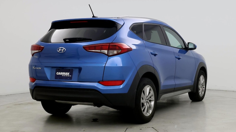 2017 Hyundai Tucson SE 8