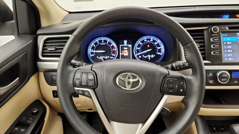 2016 Toyota Highlander XLE 10