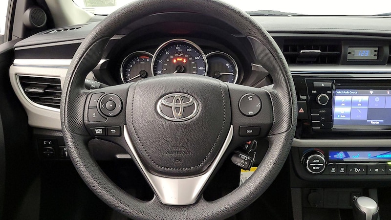 2016 Toyota Corolla LE 10