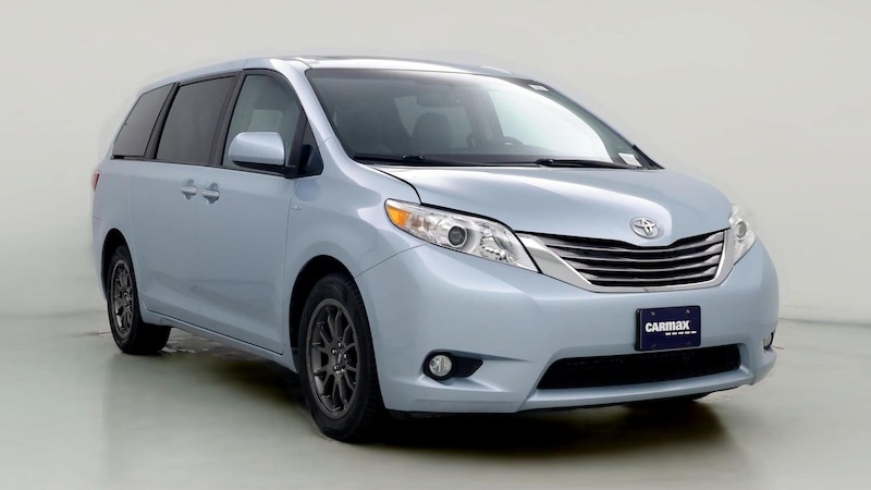 2017 Toyota Sienna LE Hero Image