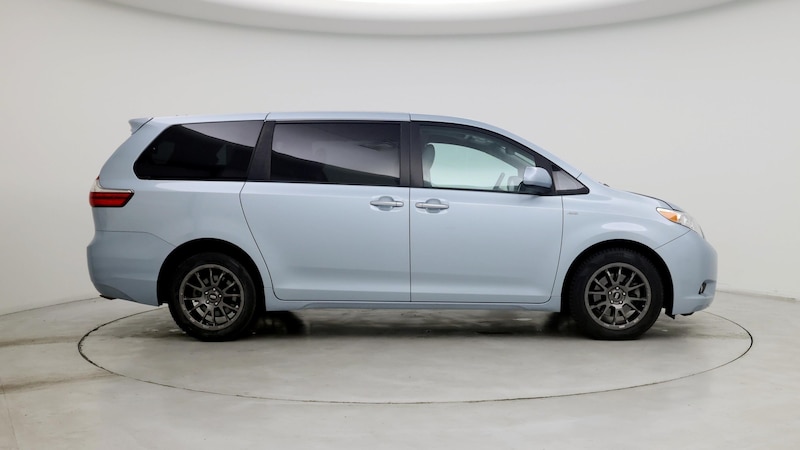 2017 Toyota Sienna LE 7