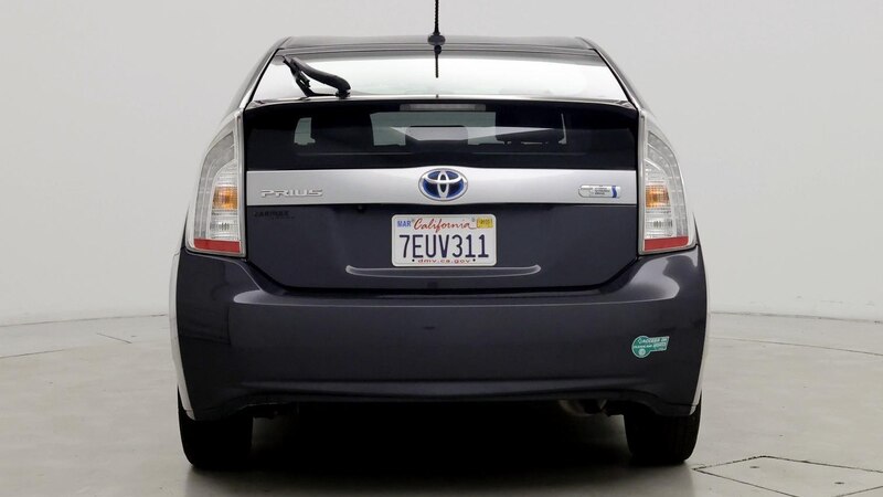 2014 Toyota Prius Plug-in 6