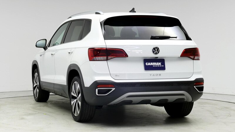 2022 Volkswagen Taos SE 2