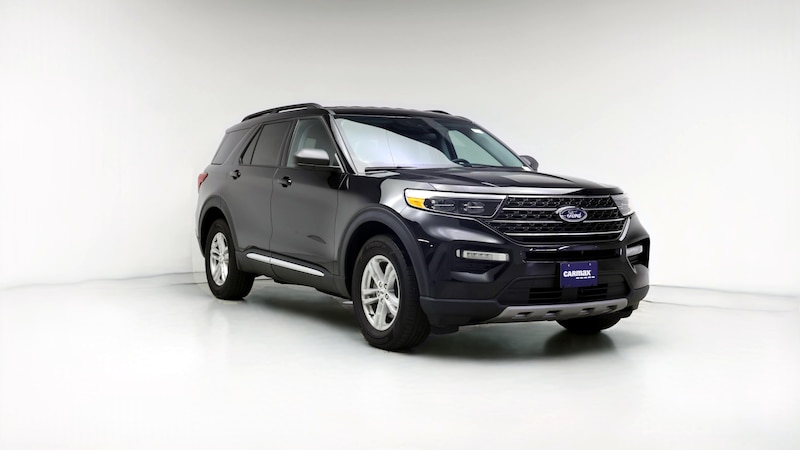 2023 Ford Explorer XLT Hero Image