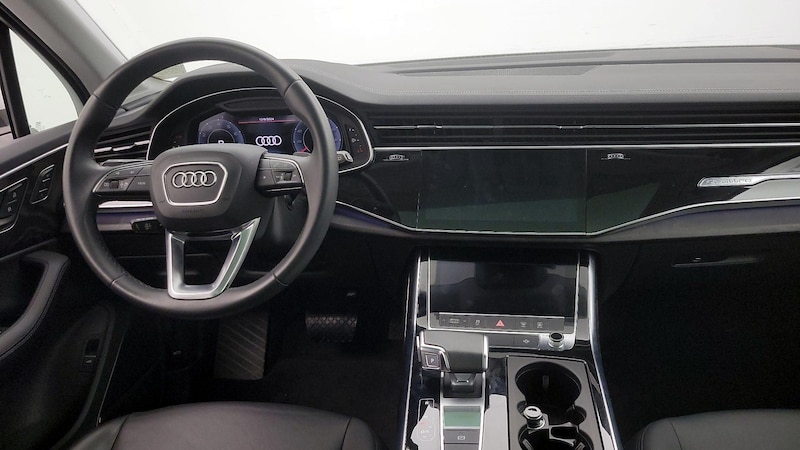 2023 Audi Q7 Premium Plus 9