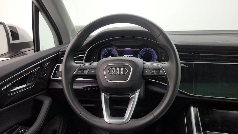 2023 Audi Q7 Premium Plus 10