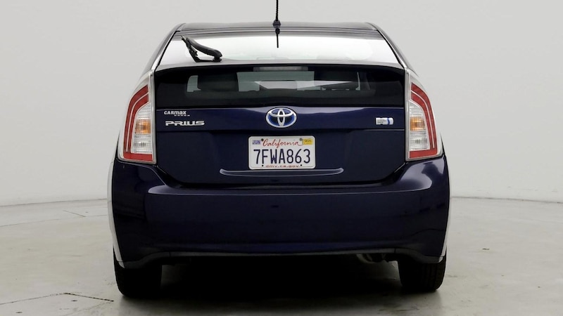 2014 Toyota Prius Two 6