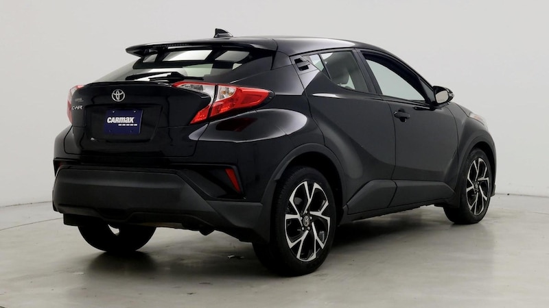 2019 Toyota C-HR XLE 8