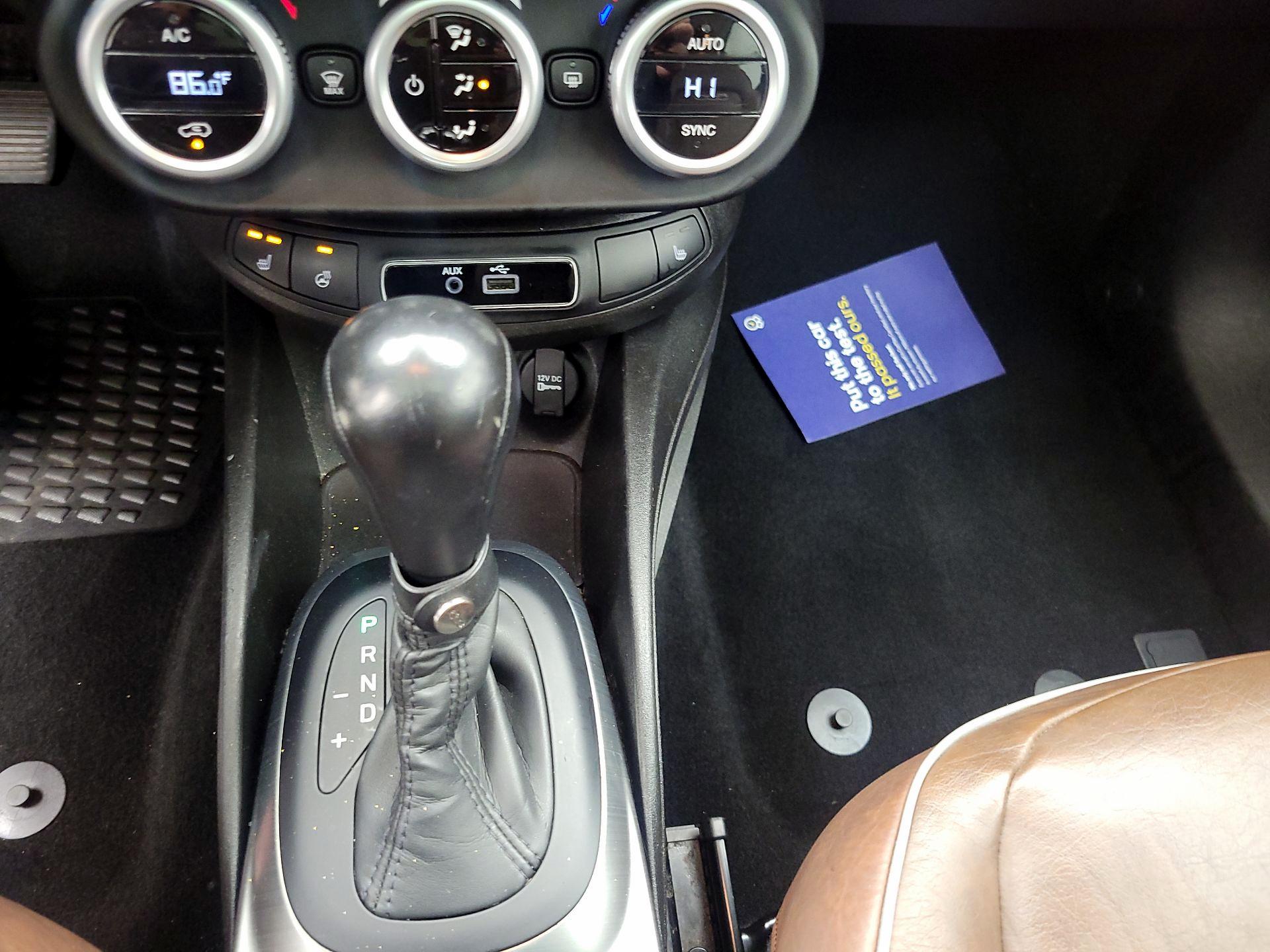 Thumbnail: 2016 Fiat 500X - 17