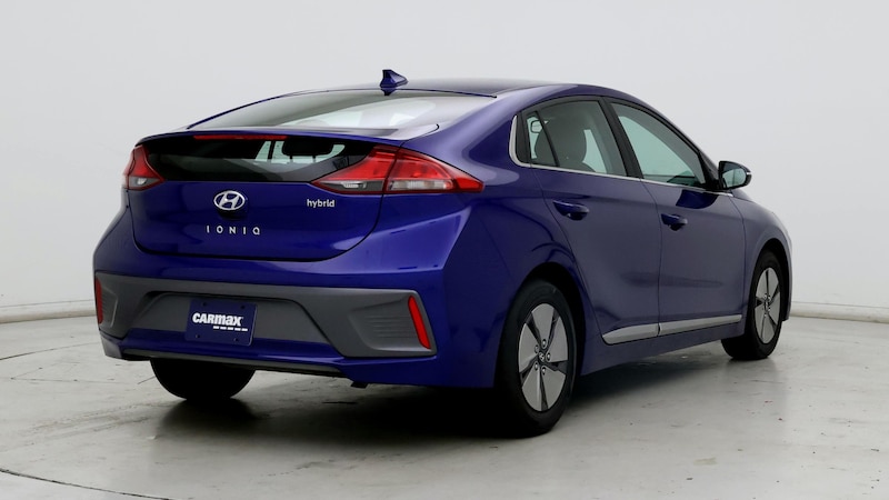 2022 Hyundai Ioniq SE 8