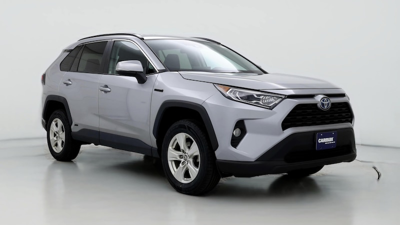 2021 Toyota RAV4 XLE Hero Image