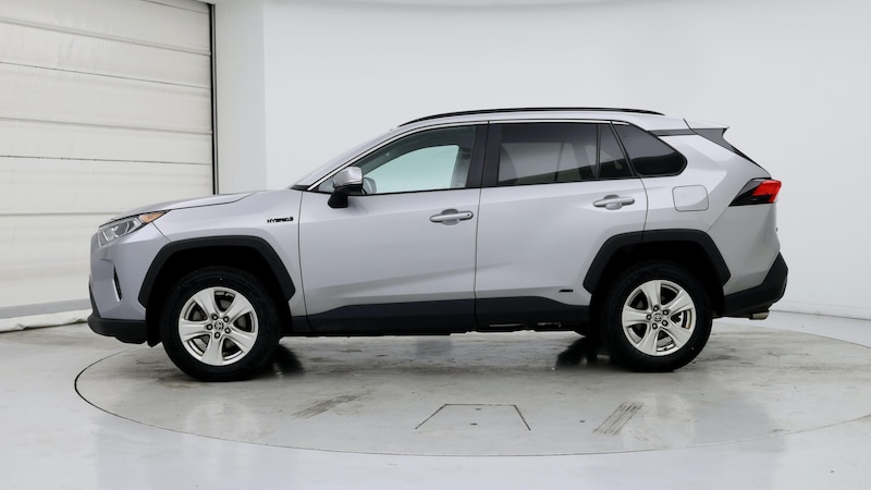 2021 Toyota RAV4 XLE 3