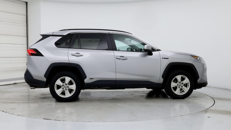 2021 Toyota RAV4 XLE 7