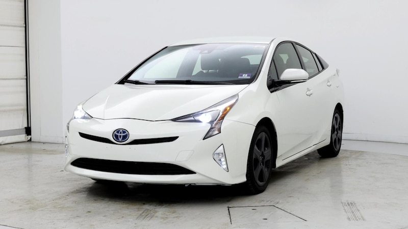 2017 Toyota Prius Three Touring 4