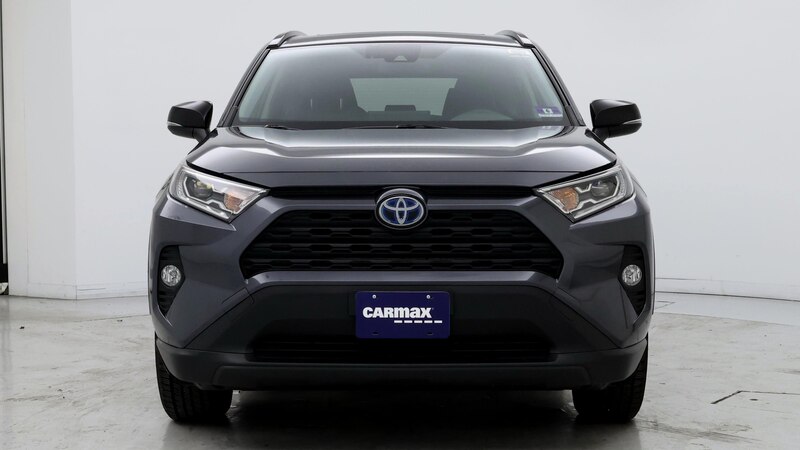 2019 Toyota RAV4 XLE 5