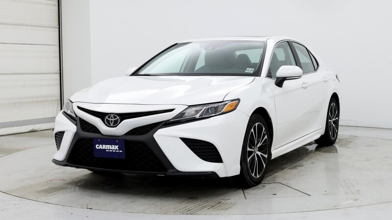 2019 Toyota Camry SE 4