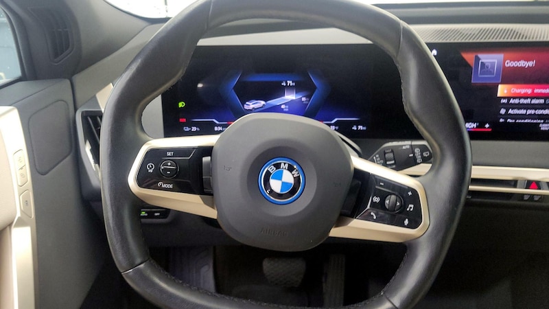 2023 BMW iX xDrive50 10