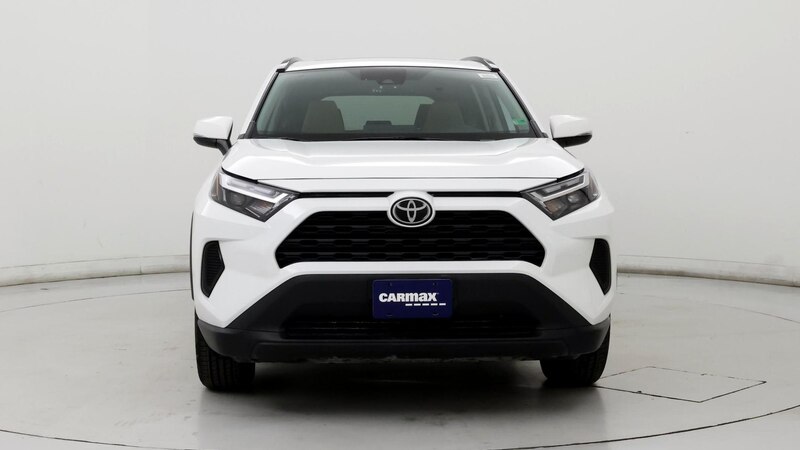 2022 Toyota RAV4 XLE 5