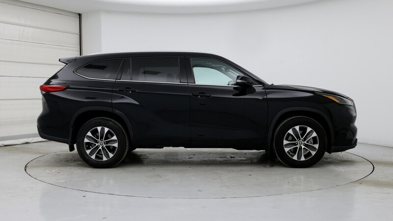 2022 Toyota Highlander XLE 7