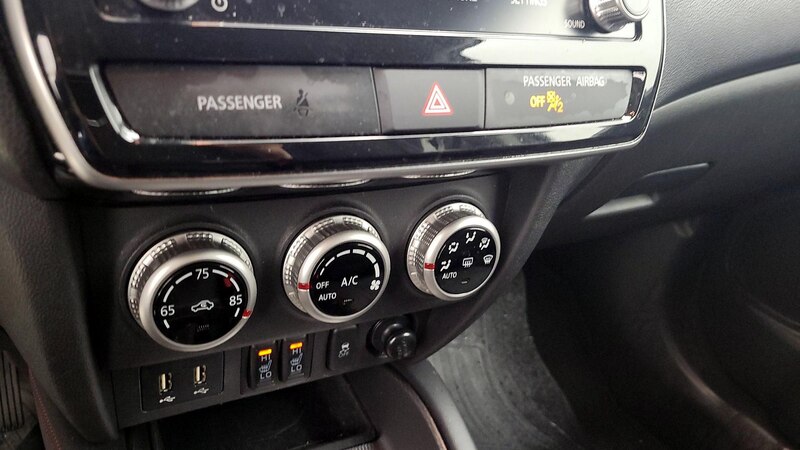 2022 Mitsubishi Outlander Sport SE 16
