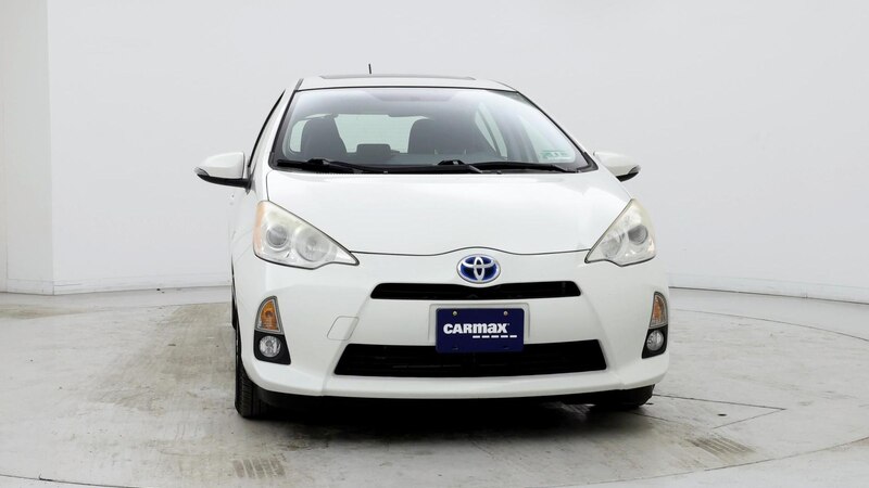 2013 Toyota Prius c Four 5