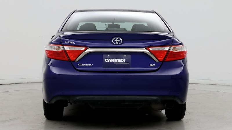 2015 Toyota Camry SE 6