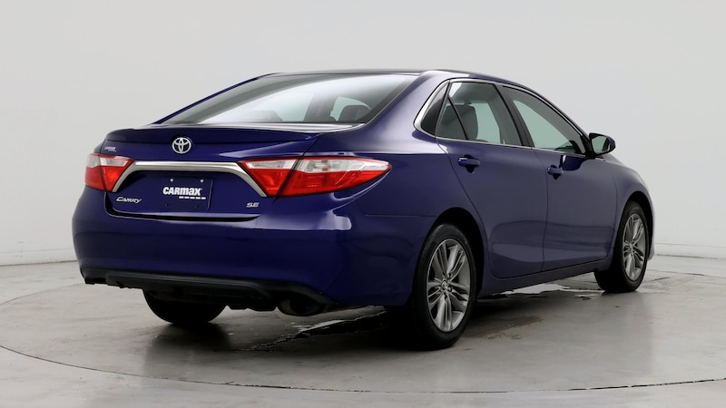 2015 Toyota Camry SE 8