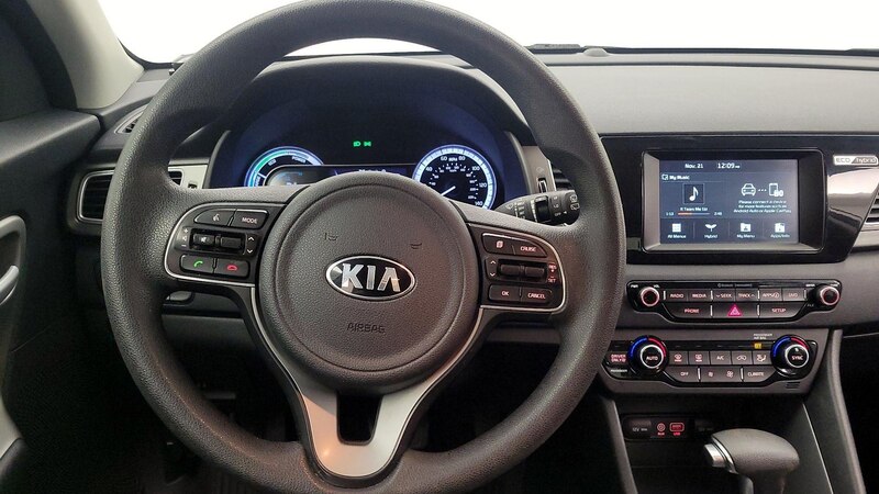 2019 Kia Niro LX 10