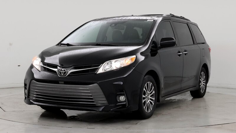 2019 Toyota Sienna XLE 4