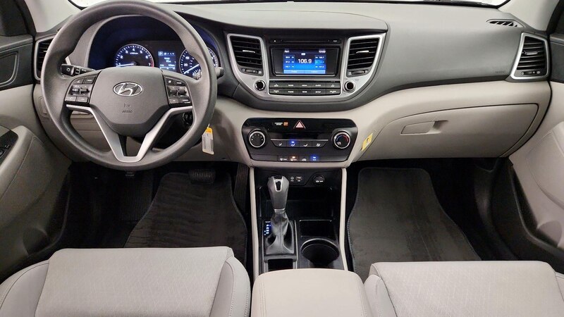 2017 Hyundai Tucson SE 9