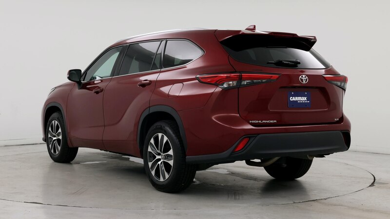 2021 Toyota Highlander XLE 2