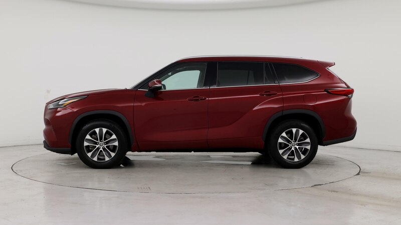 2021 Toyota Highlander XLE 3