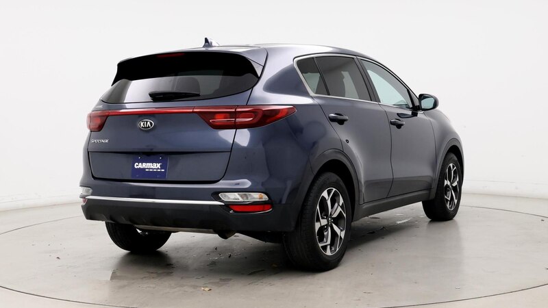 2022 Kia Sportage LX 8