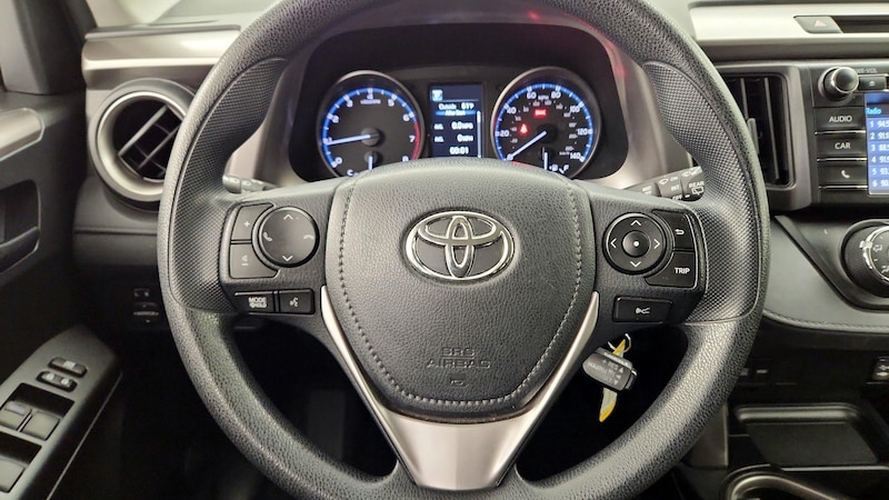 2018 Toyota RAV4 LE 10