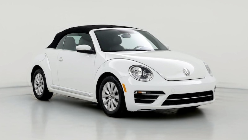 2018 Volkswagen Beetle S Hero Image