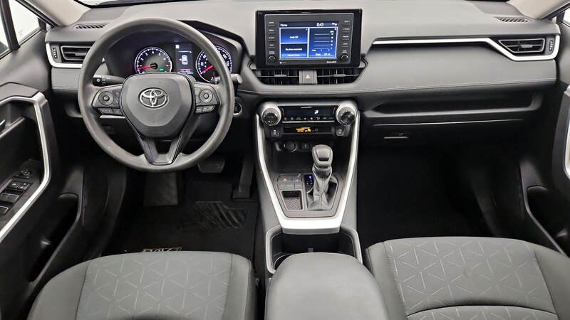 2022 Toyota RAV4 XLE 9