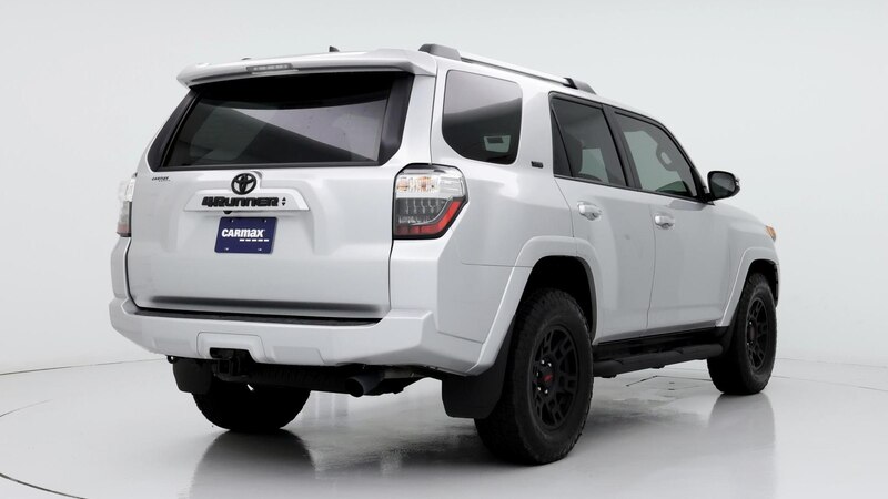 2023 Toyota 4Runner SR5 8