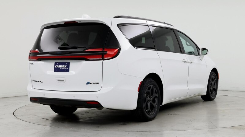 2021 Chrysler Pacifica Hybrid Limited 8