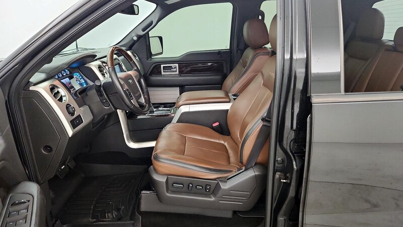 2014 Ford F-150 Platinum 11