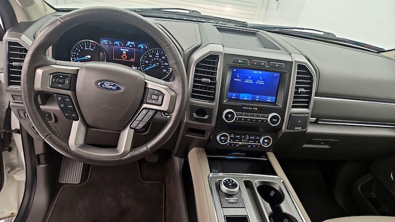 2021 Ford Expedition XLT 9