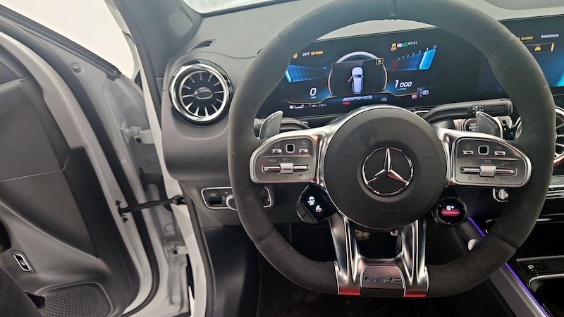 2022 Mercedes-Benz GLB 35 AMG 10