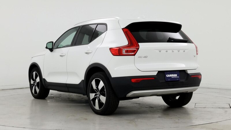 2020 Volvo XC40 T4 Momentum 2