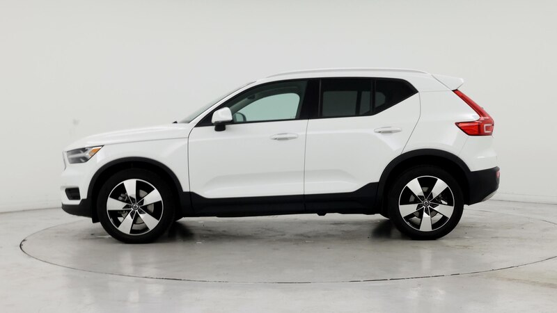 2020 Volvo XC40 T4 Momentum 3