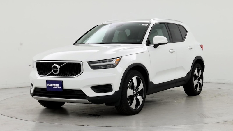 2020 Volvo XC40 T4 Momentum 4