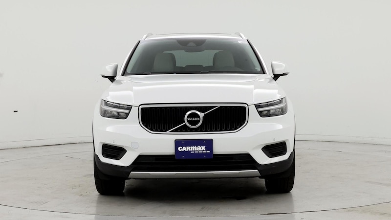 2020 Volvo XC40 T4 Momentum 5