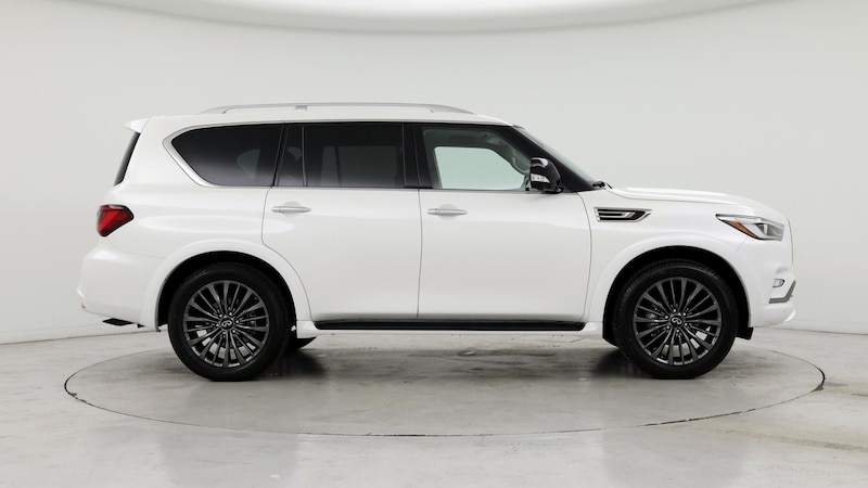 2023 INFINITI QX80 Luxe 7